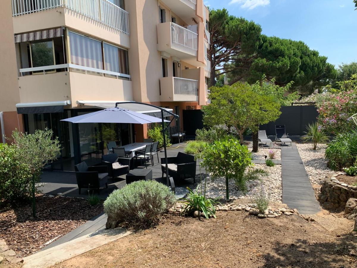Les Enganes Apartment Frejus Exterior photo